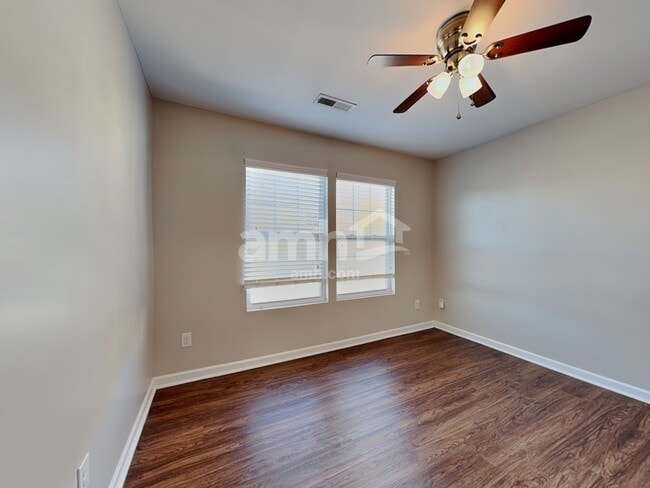 Building Photo - 15709 Lakepoint Forest Dr