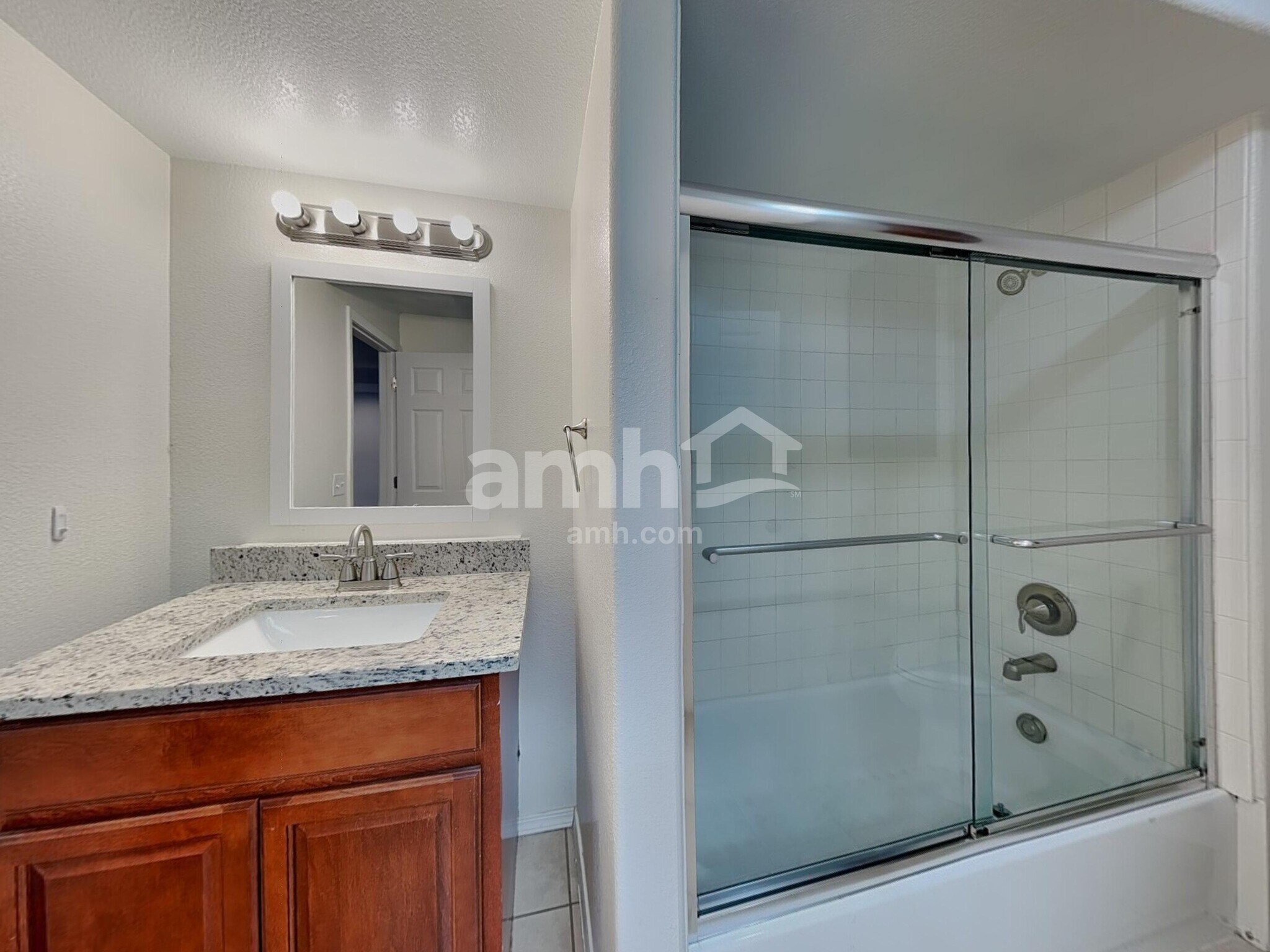 Building Photo - 6627 Sonny Blue Dr