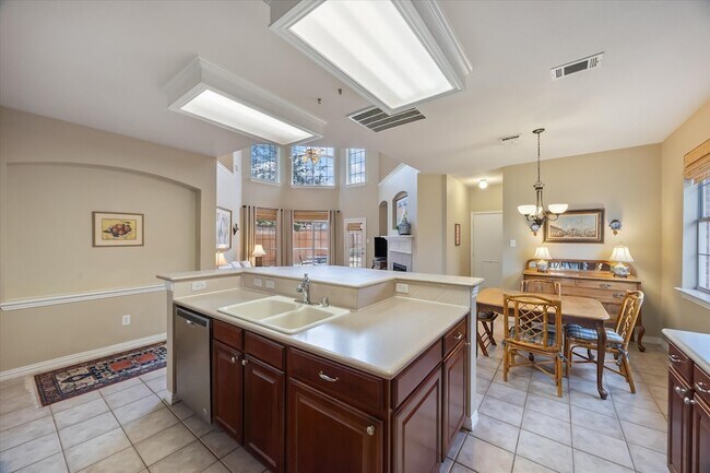 Building Photo - 619 Loch View Ct