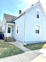 Building Photo - 811 Hagerer St