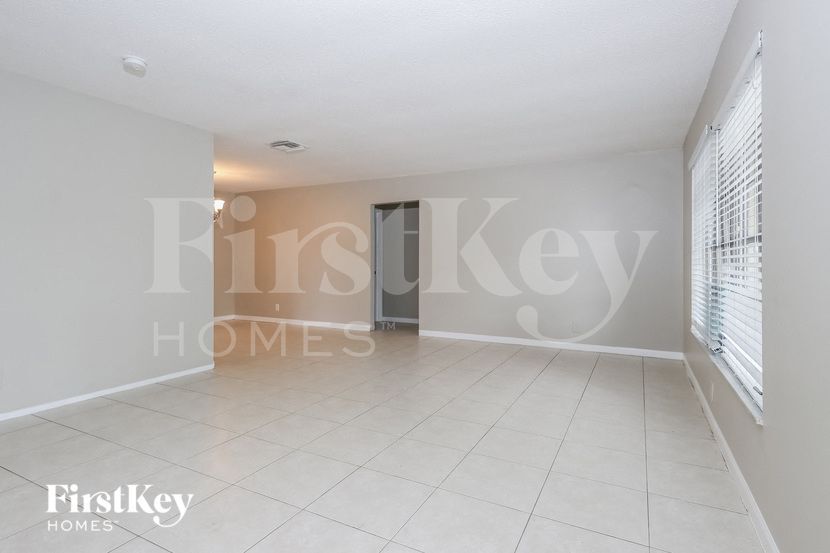 Building Photo - 7401 NW 58th St