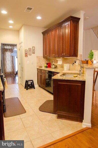 Building Photo - 12176 Bridgend Run