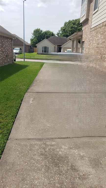 Building Photo - 1826 Pinewood Ct Dr