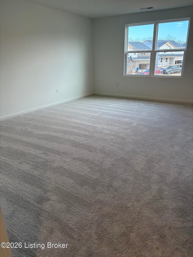 Building Photo - 2015 Lyndon Green Cir