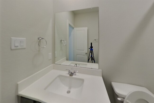 Building Photo - 2414 Cohorn Trl