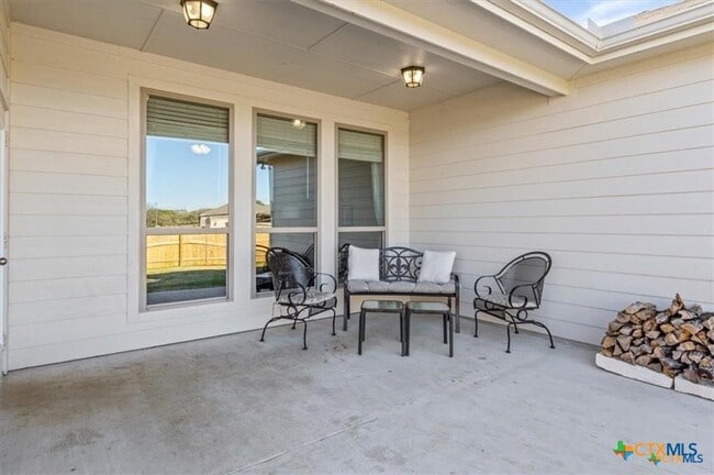 Building Photo - 703 Rivington Dr