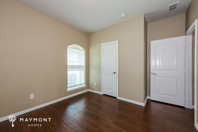 Building Photo - 1212 Camden Yard Dr