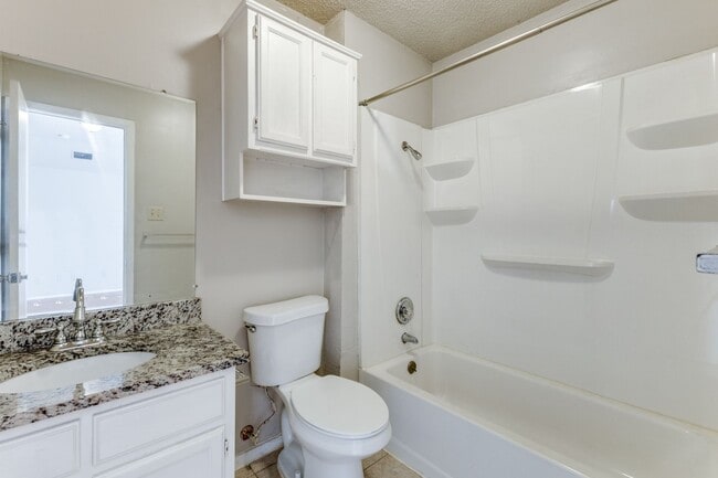 Building Photo - 7406 Amherst Dr