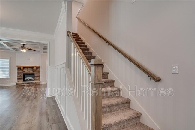 Building Photo - 528 Fermoy Ln