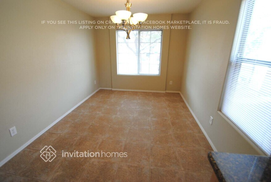 Building Photo - 3608 W St Charles Ave