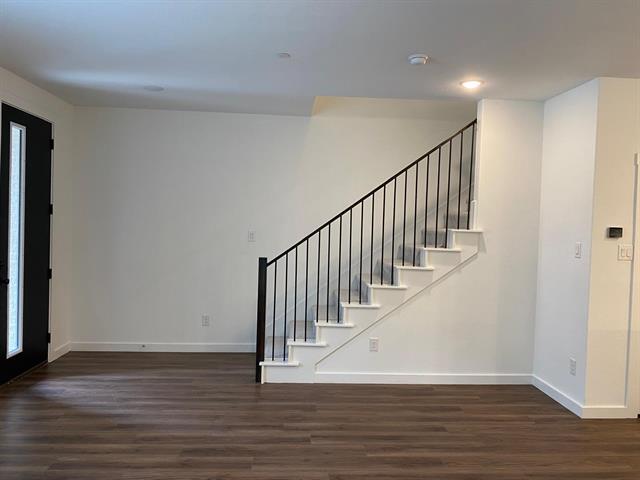 Building Photo - 619 Arapaho Dr