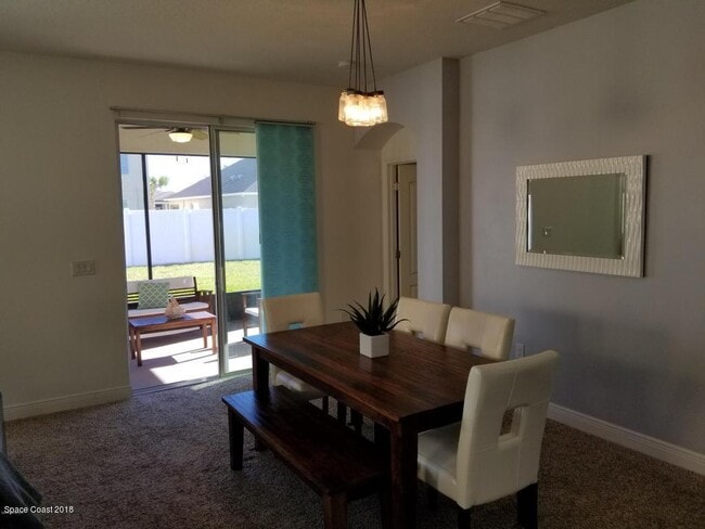 Building Photo - 3167 Constellation Dr