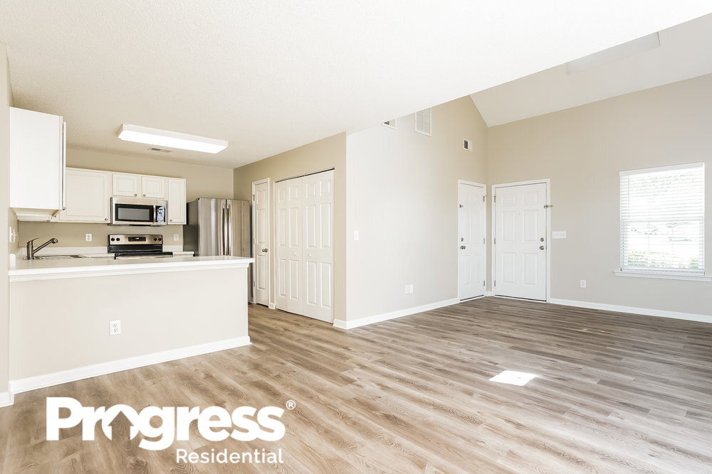 Building Photo - 6004 Silkwater Ct
