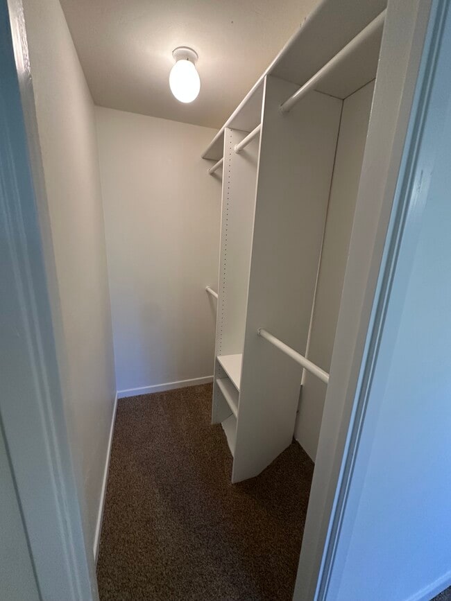 Building Photo - 4370 Calavo Dr