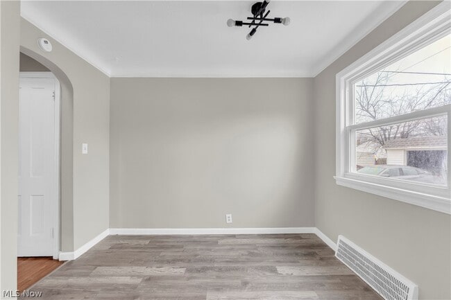 Building Photo - 21303 Kenyon Dr