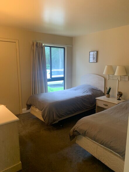 Bedroom 2 - 438 Ocean Pky