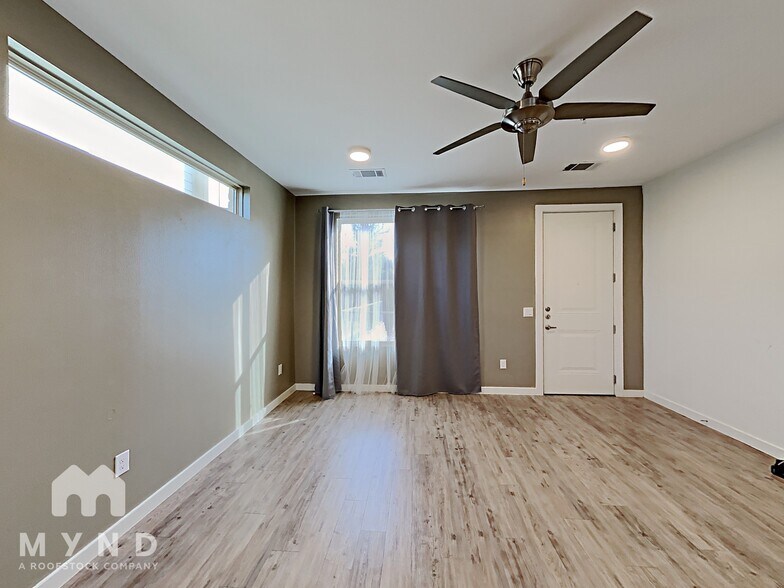 Building Photo - 7805 Cooper Ln