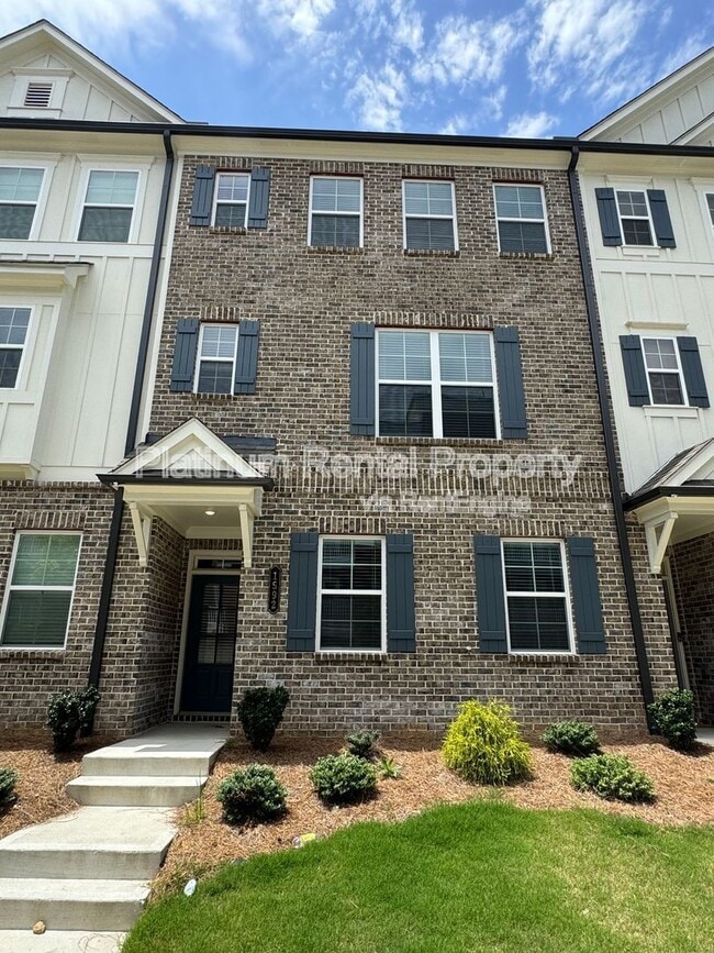 Primary Photo - 1592 Gin Blossom Cir
