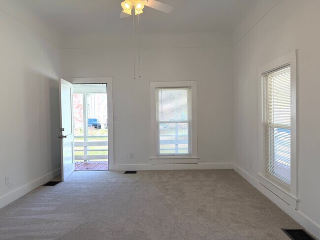 Building Photo - North - Crossing the Finish Line!