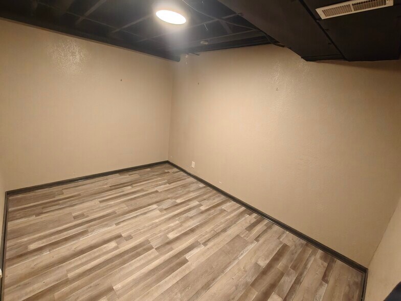 Building Photo - 7925 S 157th St