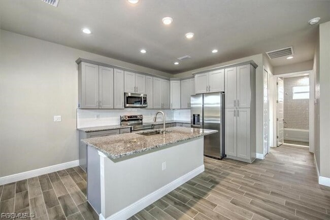 Building Photo - 125 Bethlehem Pl