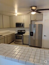 Building Photo - 830 S Dobson Rd