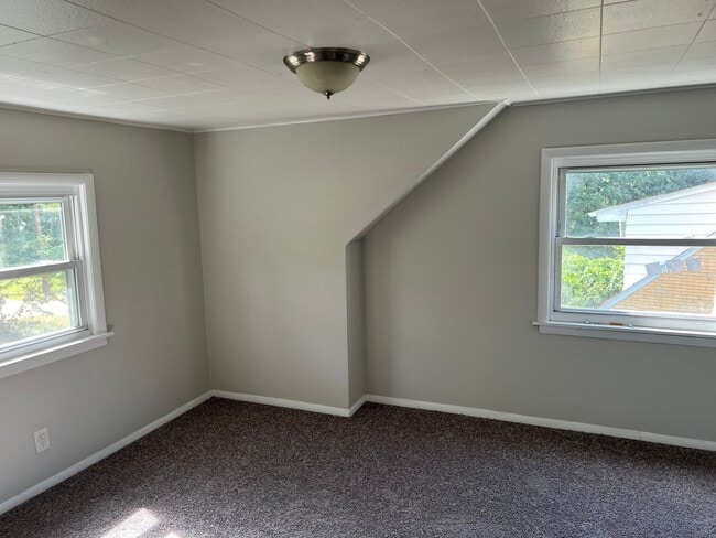 Building Photo - NEWLY RENOVATED 3bd 2ba home in Penn Hills!!
