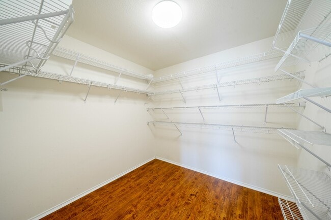 Building Photo - 8438 Silver Willow