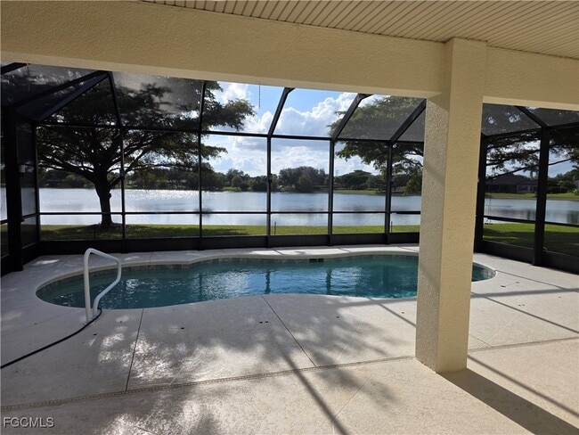 Primary Photo - 12899 Stone Tower Loop