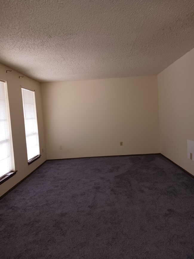 Building Photo - 3030 Congress Blvd