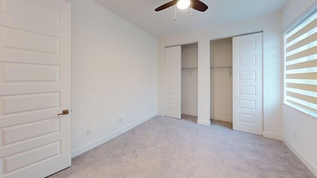 Building Photo - 10780 Oceano Wy