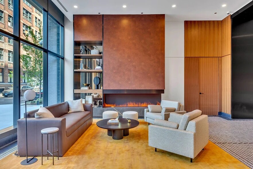 Building Photo - 1101 W Jackson Blvd