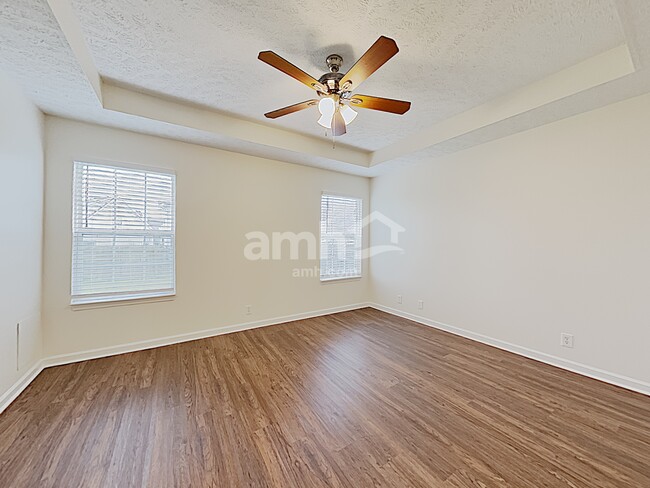 Building Photo - 2935 Weybridge Drive