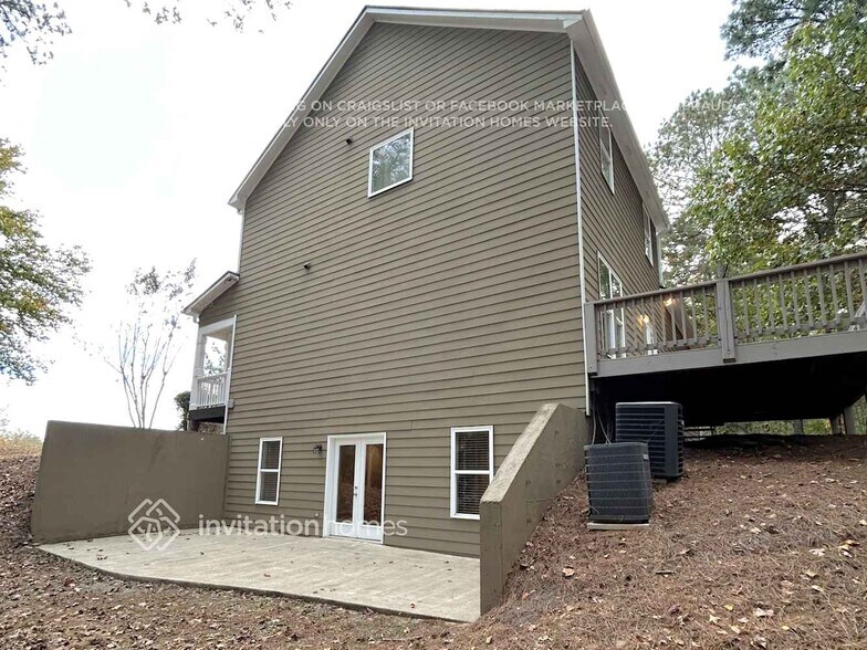Building Photo - 415 Oakwind Dr