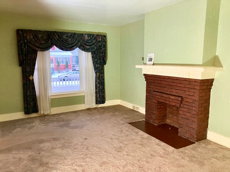 Building Photo - 58 Roanoke Pky