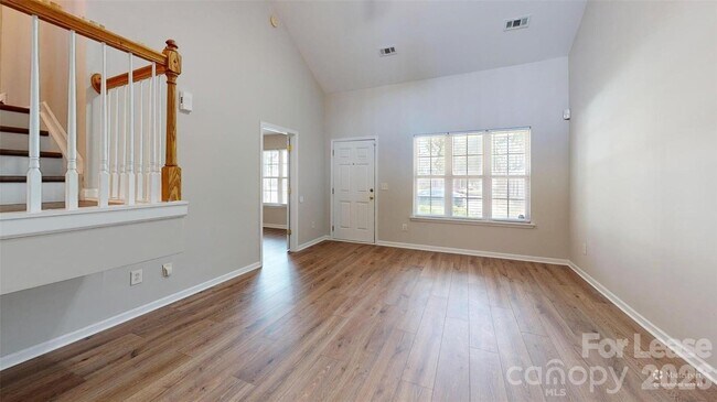 Building Photo - 10131 Ballyclare Ct