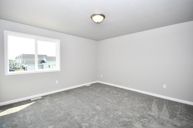 Building Photo - 3728 33rd St S