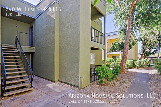 Building Photo - 740 W Elm St
