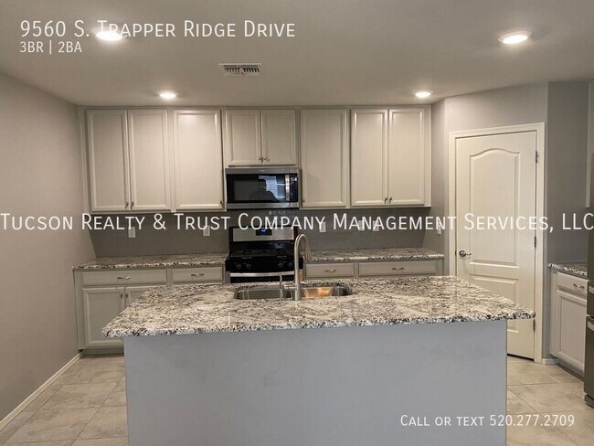 Building Photo - 9560 S Trapper Ridge Dr