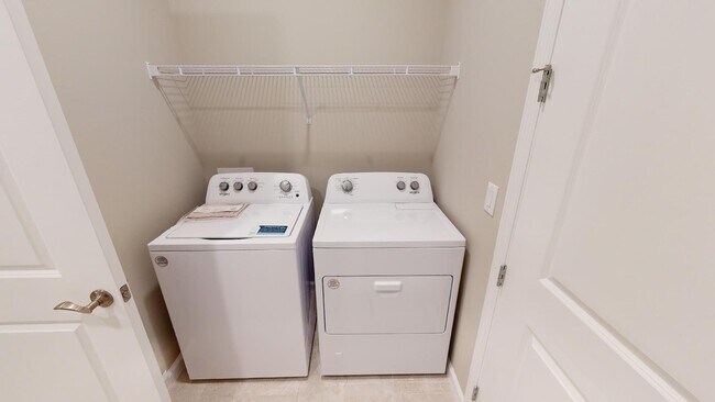 Building Photo - 25569 Emerald Bnd Cir