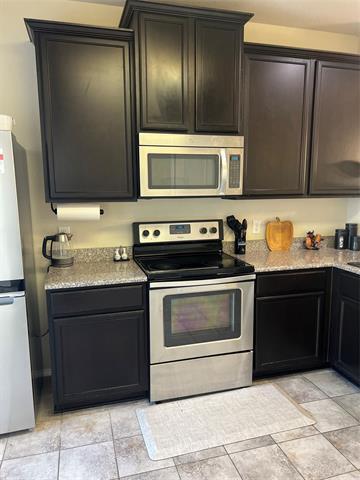 Building Photo - 1013 Bruni Ct