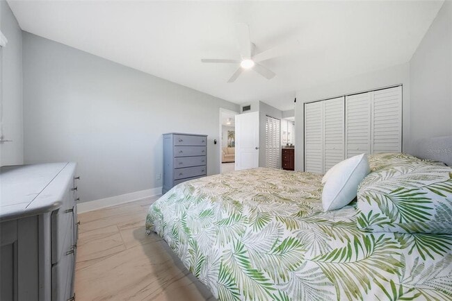 Building Photo - 4651 Lake Villa Dr