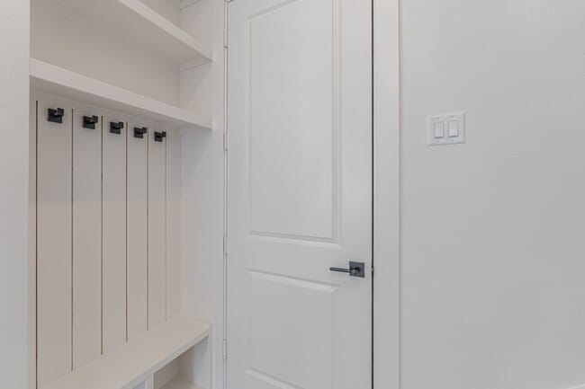 Building Photo - 7707 Inwood Grv Ln