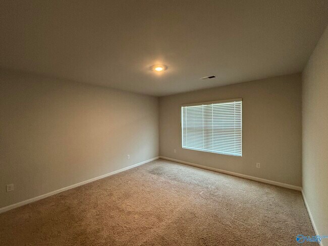 Building Photo - 172 Tobin Ln