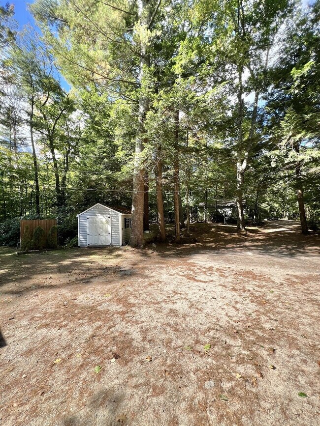 Building Photo - 120 Safe Harbour Rd