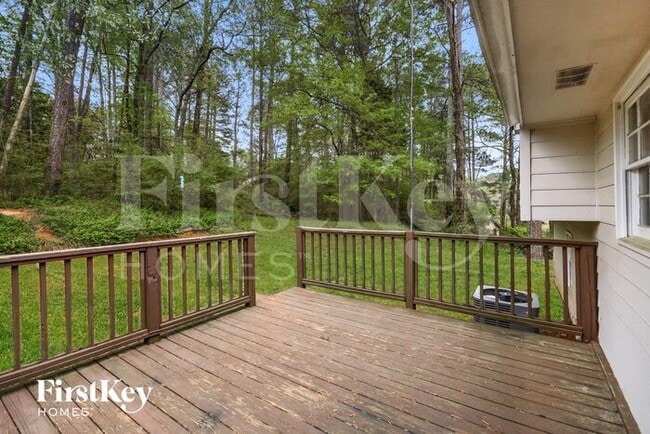 Building Photo - 2826 Bay Leaf Dr SE