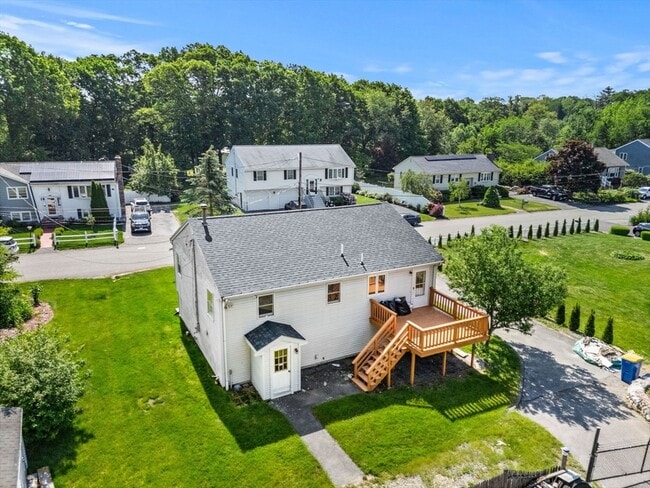 Building Photo - 14 N Glenway Ave