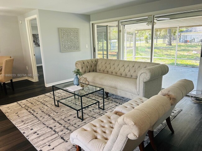 Building Photo - 2013 Finland Dr