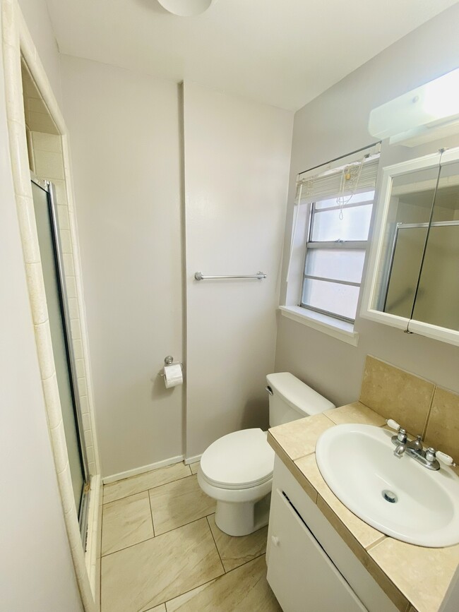 Building Photo - 106 Timber Ln Loop