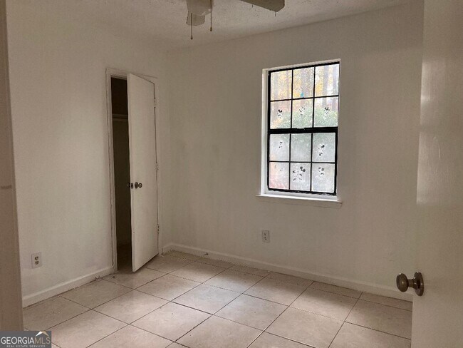 Building Photo - 10283 Richfield Ct